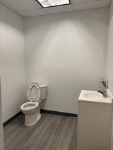 20725 NE 16th Ave, Miami, FL for lease Interior Photo- Image 2 of 5