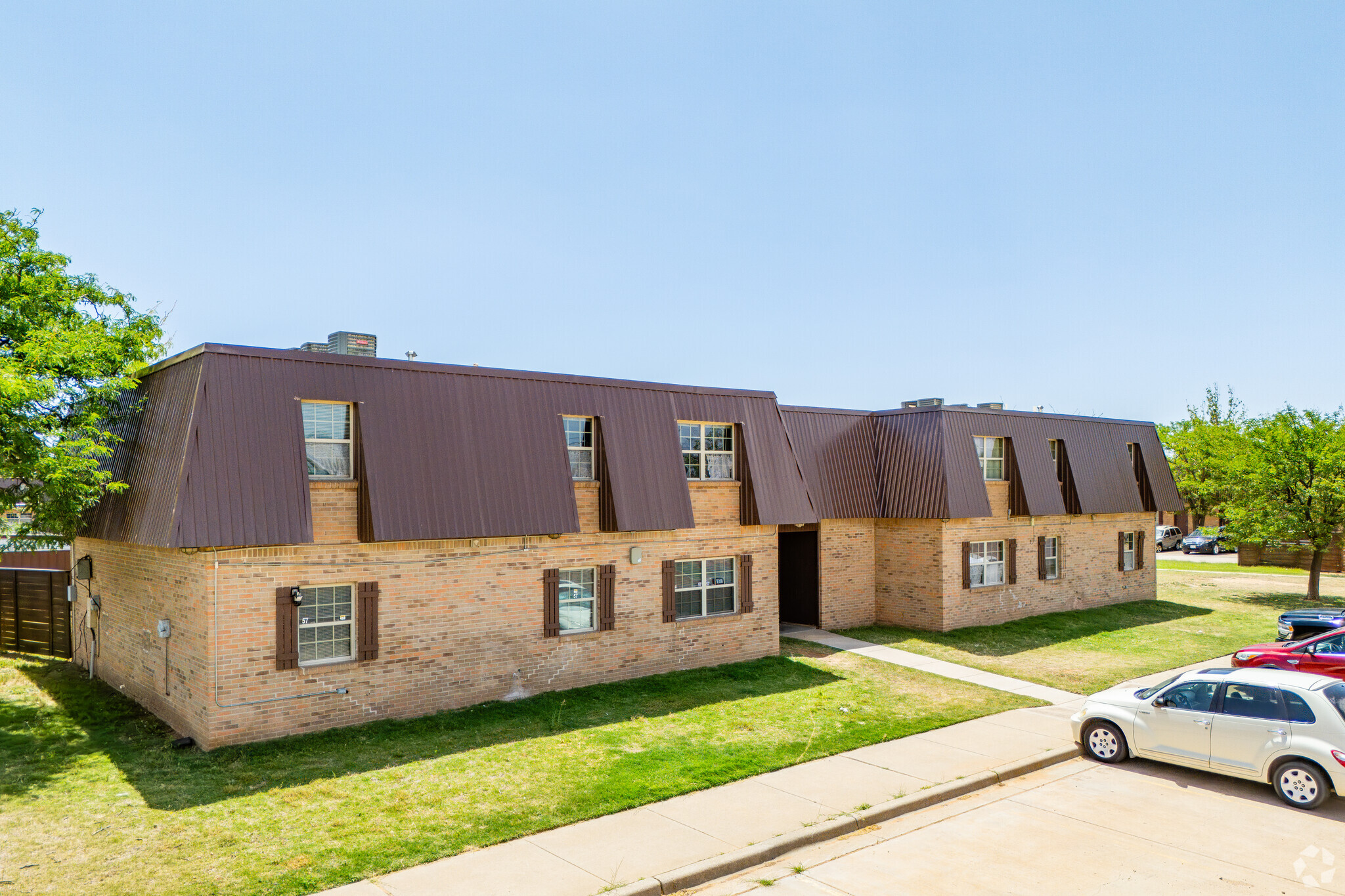 400 N Cedar Ave, Levelland, TX for sale Primary Photo- Image 1 of 1