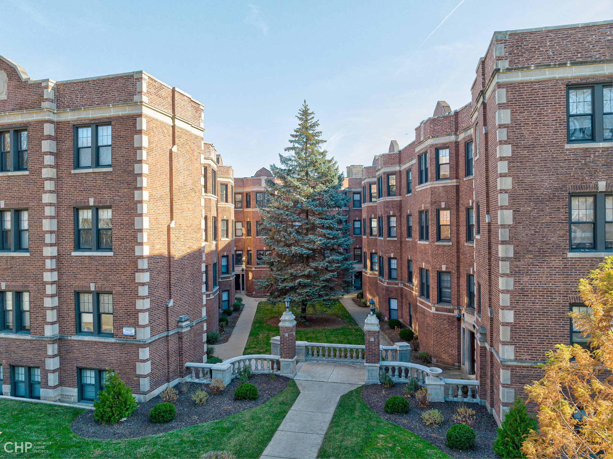 2213 Ridge Ave, Evanston, IL à vendre Photo principale- Image 1 de 1