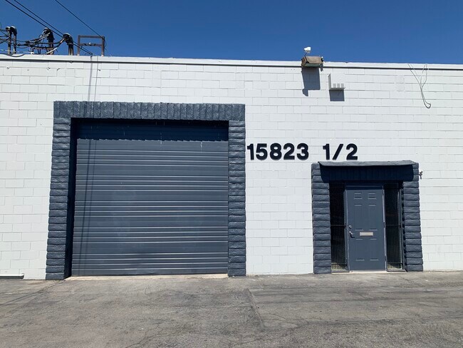 More details for 15823 1/2 Stagg St, Van Nuys, CA - Industrial for Lease