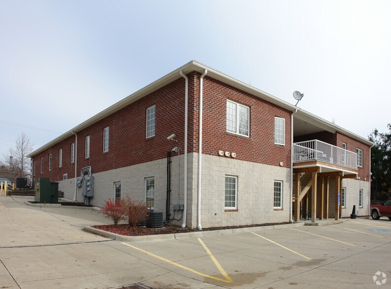 120 W Aurora Rd, Northfield, OH à louer - Photo du bâtiment - Image 2 de 34