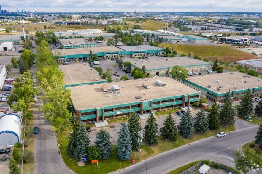 550 71st Ave SE, Calgary, AB for lease - Aerial - Image 2 of 6