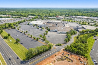 More details for 1940 US Highway 70 SE, Hickory, NC - Retail for Sale