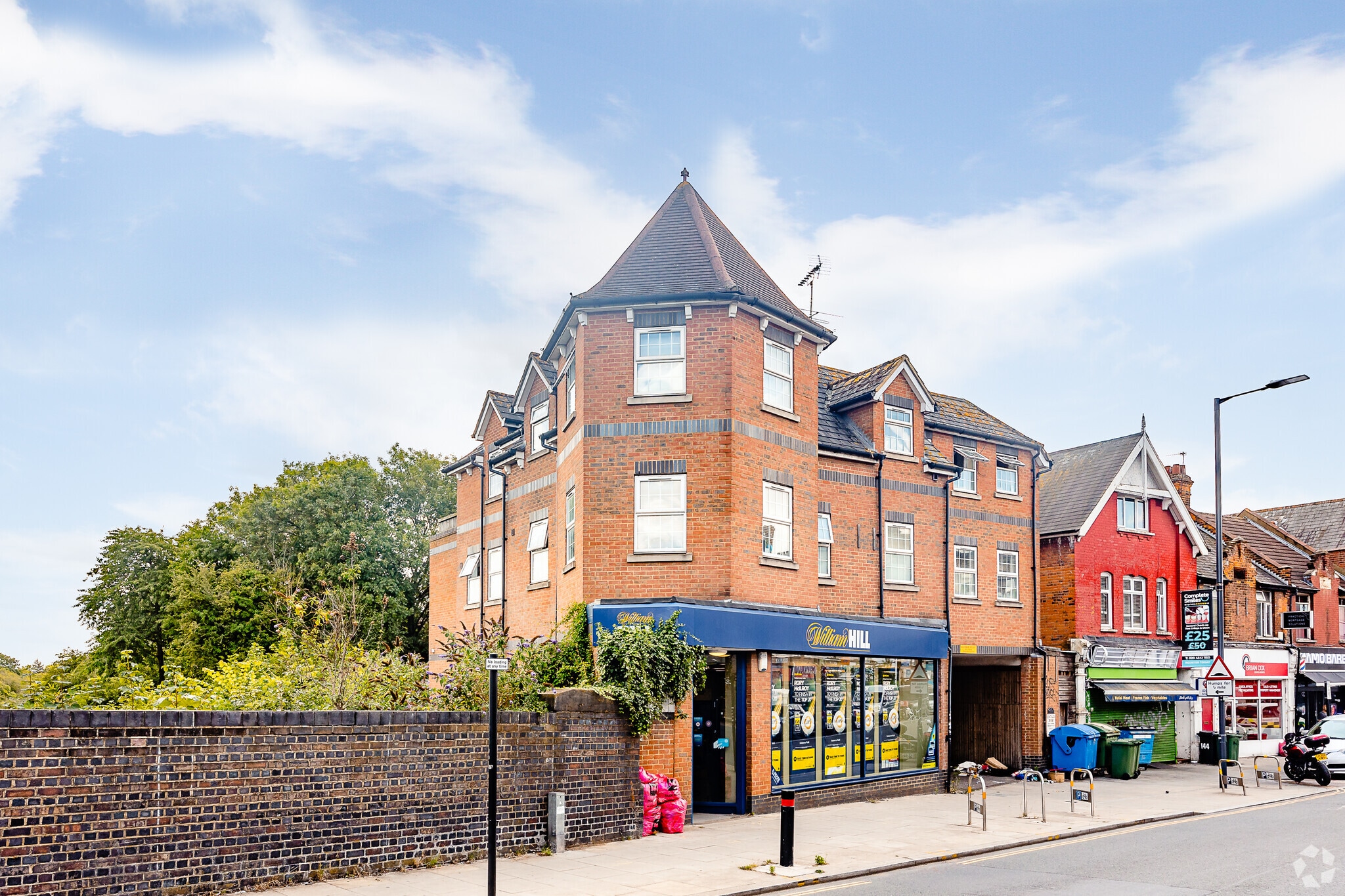 142A Sudbury Hl, Harrow for sale Primary Photo- Image 1 of 6