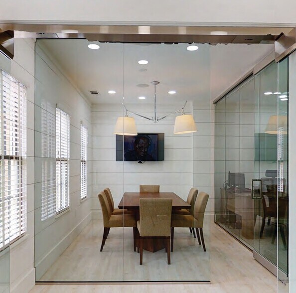 49 Lenox Pointe NE, Atlanta, GA à louer - Photo intérieure - Image 1 de 20