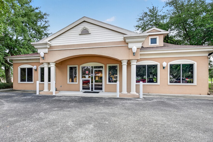 1801 Salk Ave, Tavares, FL à vendre - Photo du bâtiment - Image 2 de 18