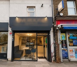 1-1B High St, Uxbridge for lease Primary Photo- Image 1 of 6
