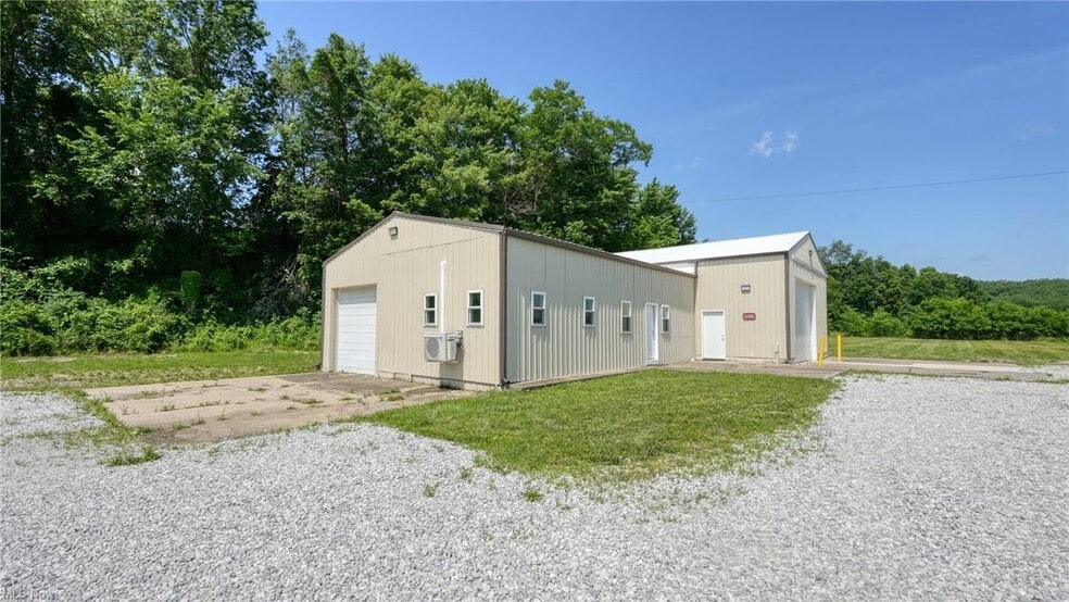 11126 E Pike Rd, Cambridge, OH à louer - Photo du bâtiment - Image 3 de 19