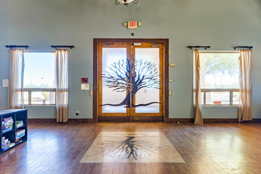 16286 S Sunland Gin Rd, Arizona City, AZ à vendre - Hall d’entrée - Image 3 de 104