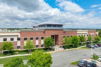 More details for 9900 Stockdale Hwy, Bakersfield, CA - Office for Sale