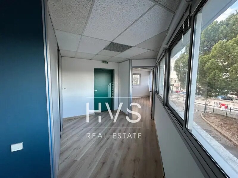 Office in Aix-en-Provence for lease Building Photo- Image 1 of 4