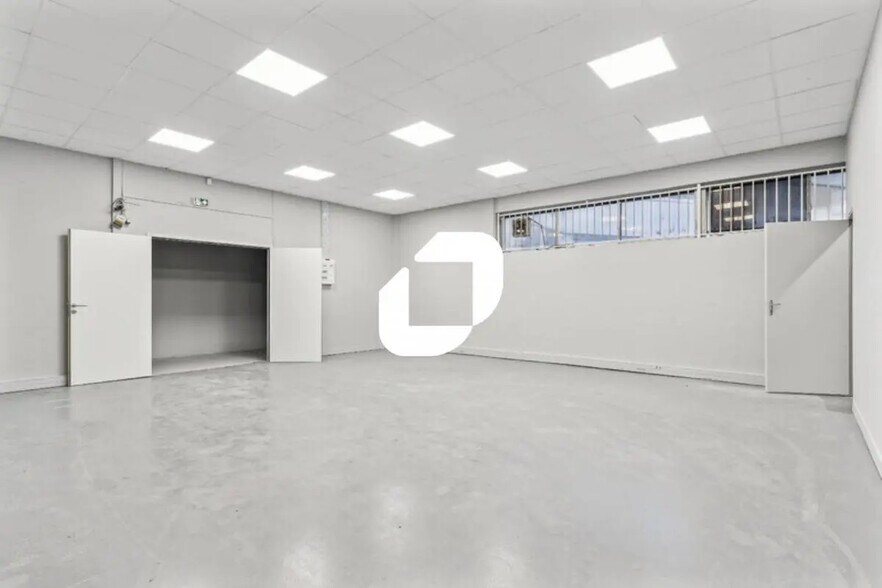 Flex dans Noisy-le-Grand à louer - Photo du bâtiment - Image 3 de 14