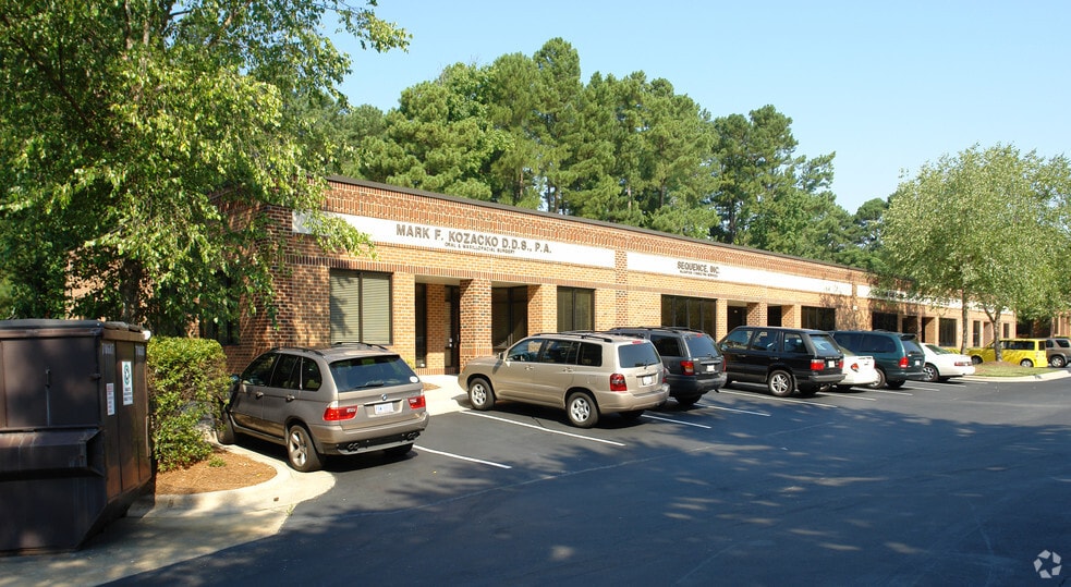 6817 Falls of Neuse Rd, Raleigh, NC for sale - Building Photo - Image 3 of 10