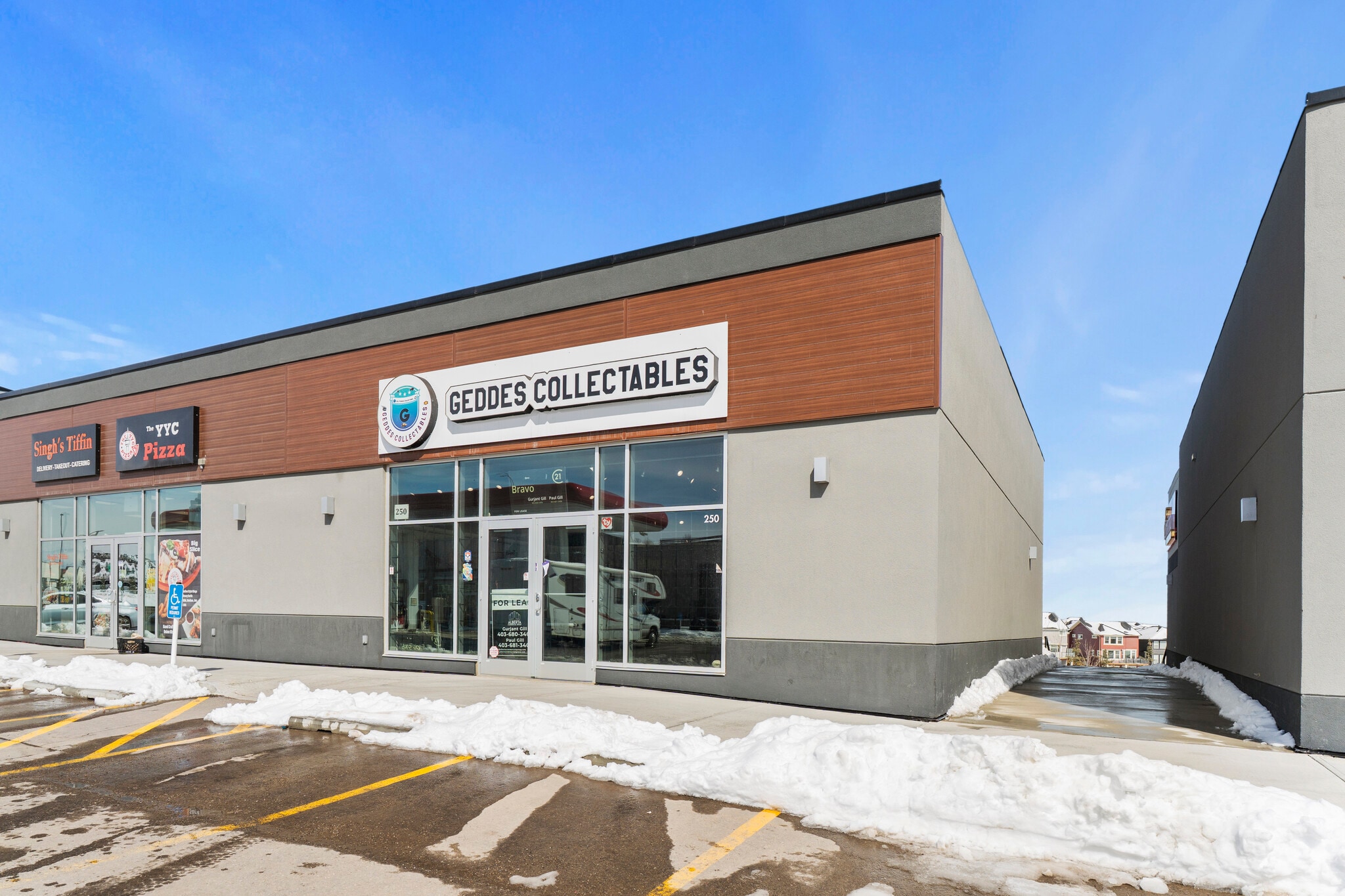 318-1 Nolanridge Cres NW, Calgary, AB for sale Building Photo- Image 1 of 16