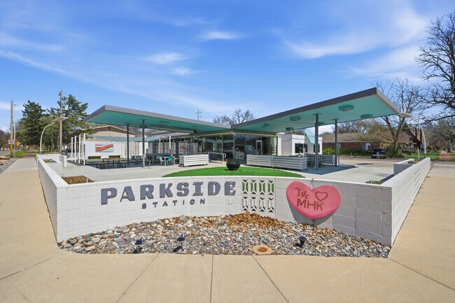 More details for 1026 Poyntz Ave, Manhattan, KS - Retail for Sale