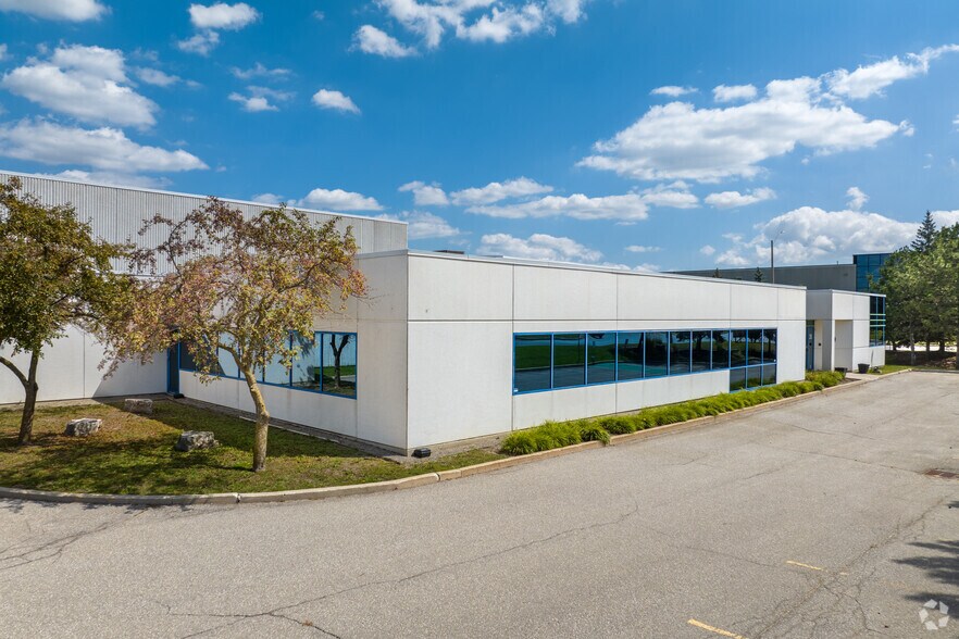35 Precidio Ct, Brampton, ON à vendre - Photo principale - Image 1 de 12