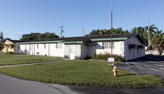 Plus de détails pour 50 Mildred Dr, Fort Myers, FL - Flex à vendre