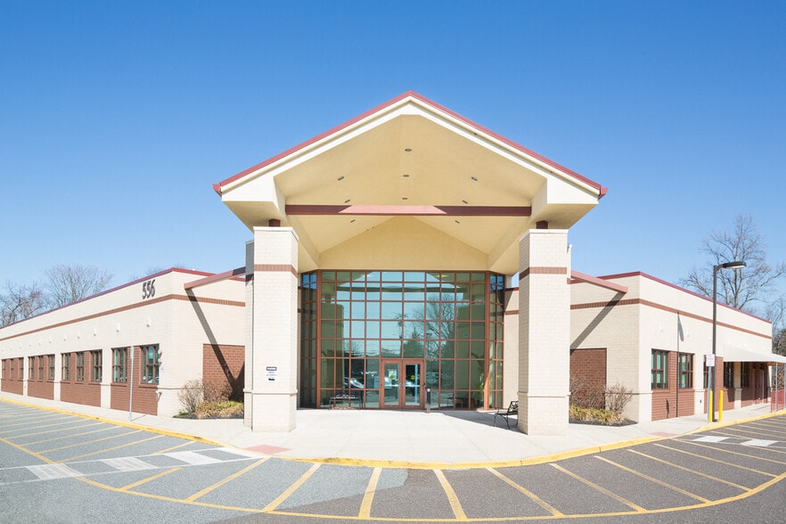 556 Egg Harbor Rd, Sewell, NJ for lease - Building Photo - Image 2 of 5