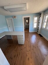 58 E Main St, Plainville, CT à louer Photo intérieure- Image 2 de 19