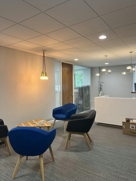 30 Victoria Ave, Harrogate for lease - Building Photo - Image 3 of 9