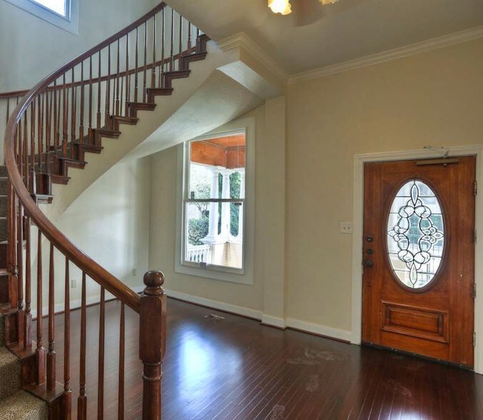 2918 Bagby, Houston, TX à louer - Photo du bâtiment - Image 2 de 6