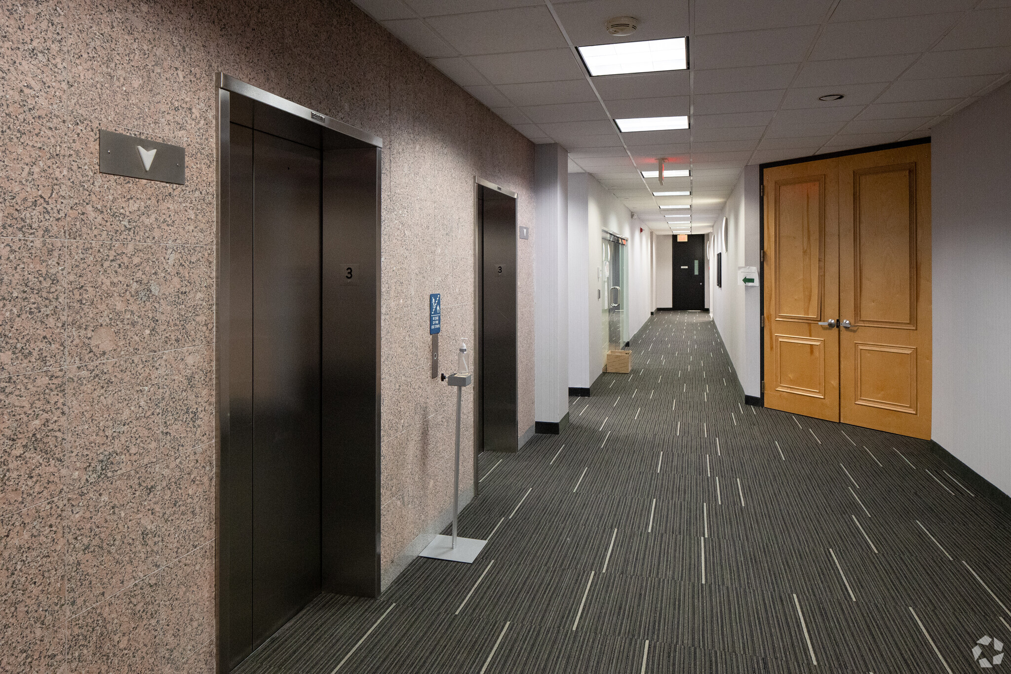 645 Martinsville Rd, Bernards Township, NJ for lease Interior Photo- Image 1 of 8