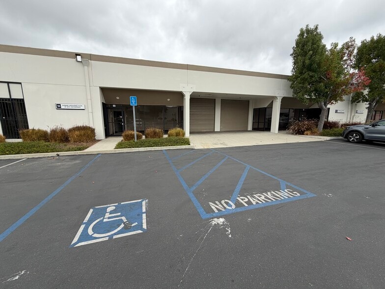 17101-17121 Central Ave, Carson, CA for lease - Building Photo - Image 3 of 14