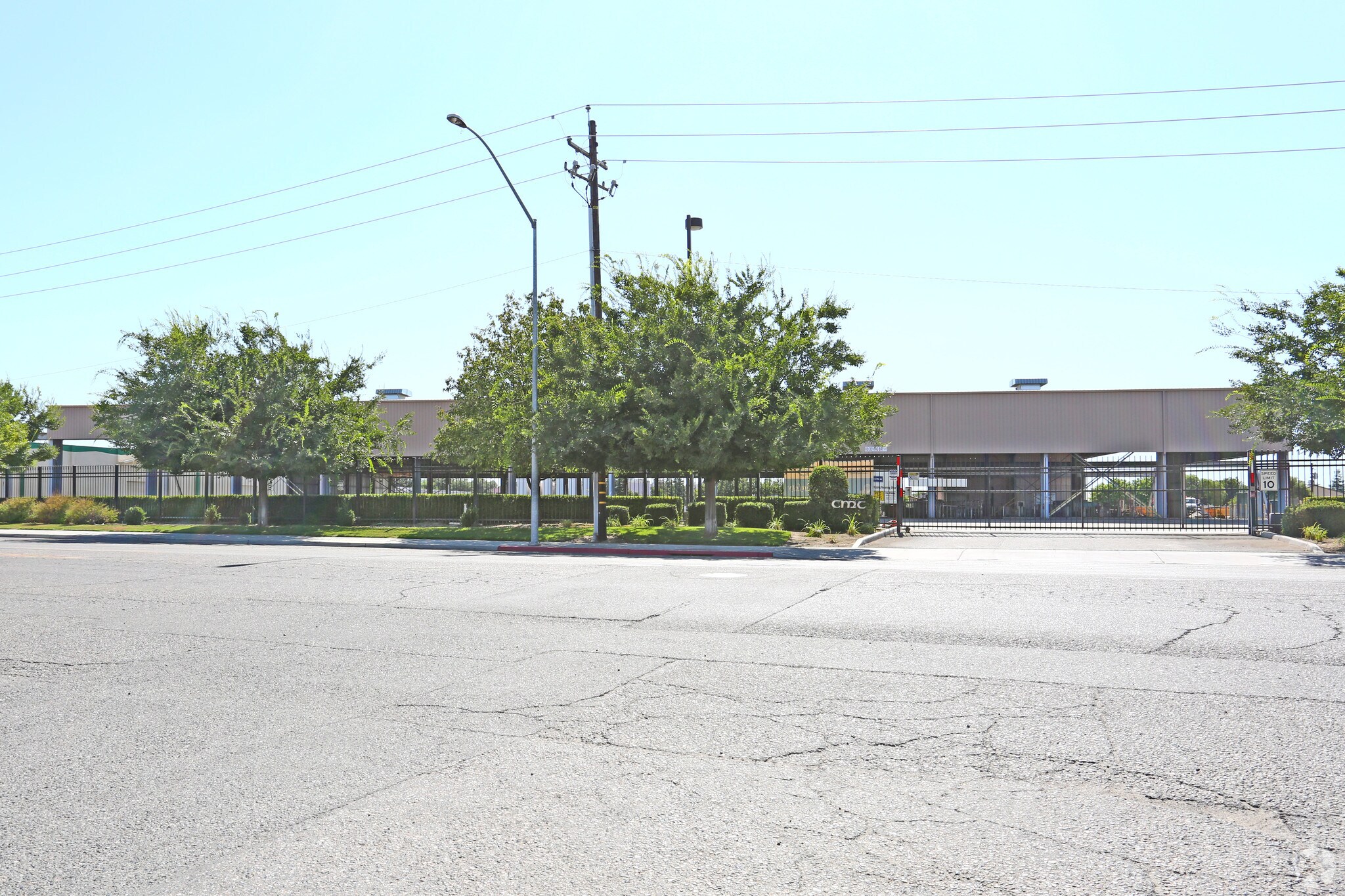 2990 E Annadale Ave, Fresno, CA à vendre Photo principale- Image 1 de 3