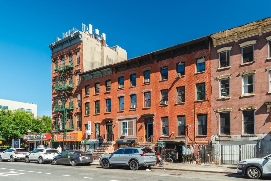 368 Willis Ave, Bronx, NY for sale - Building Photo - Image 3 of 12