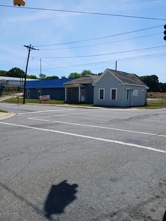 More details for 103 E Harrison St, Reidsville, NC - Office for Sale