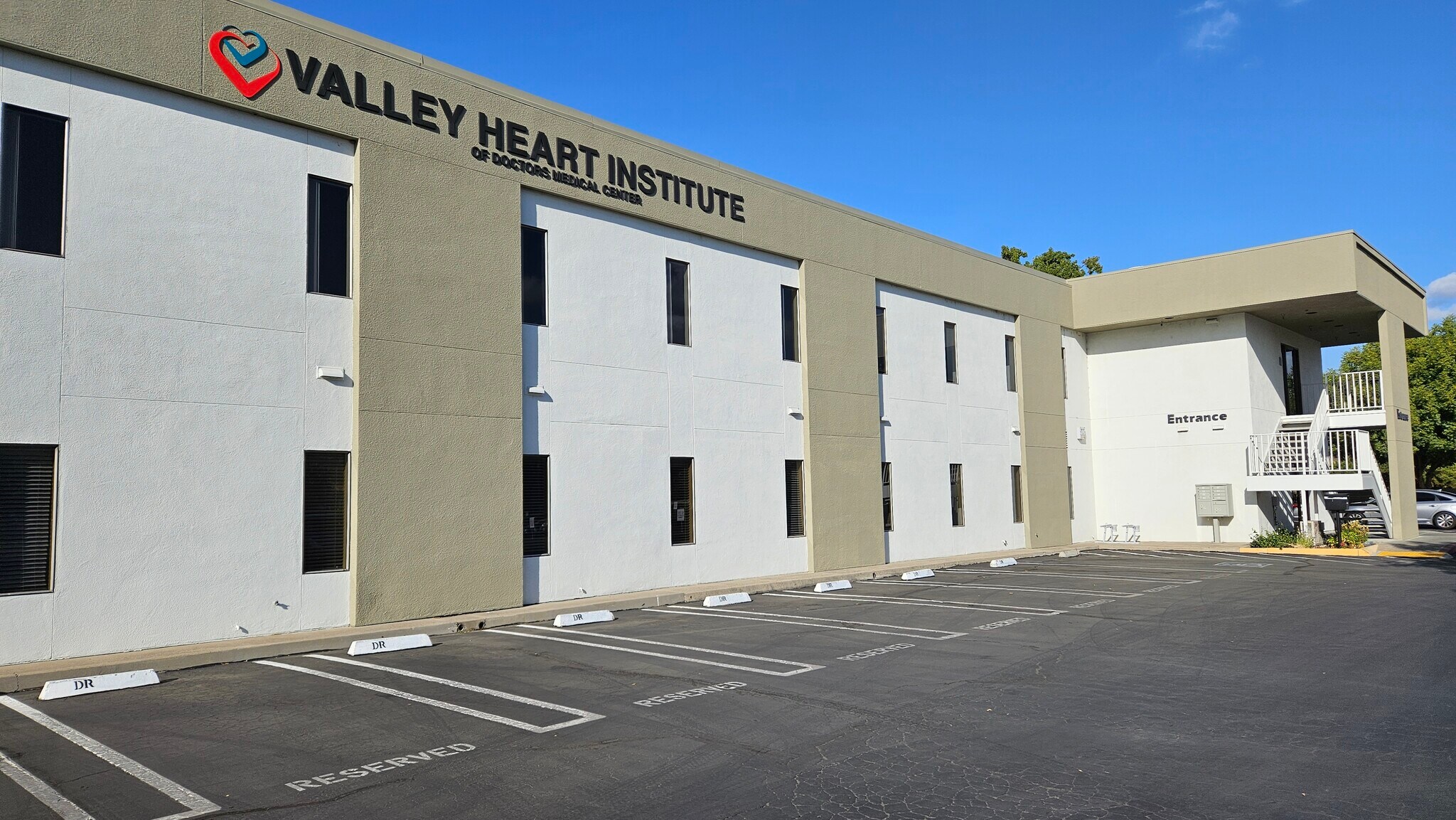 1540 Florida Ave, Modesto, CA à louer Photo du bâtiment- Image 1 de 19