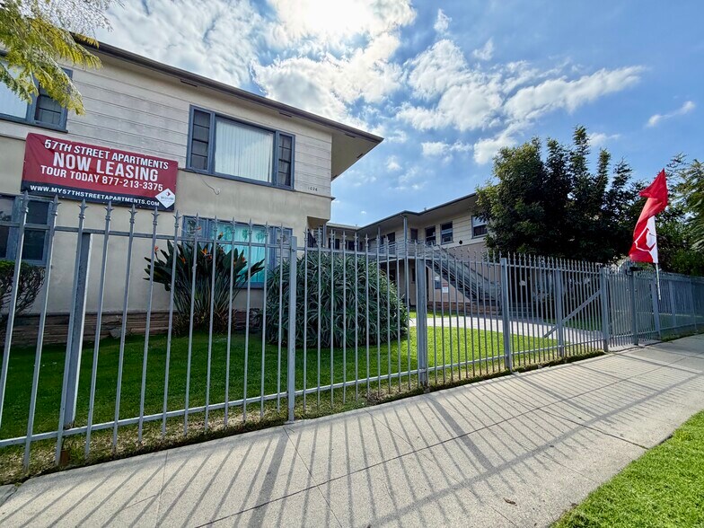 1026-1036 W 57th St, Los Angeles, CA à vendre - Photo du bâtiment - Image 2 de 12