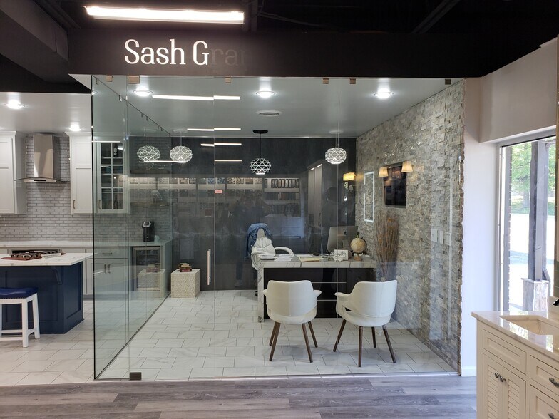 12119 Johnson Dr, Shawnee, KS à vendre - Photo du bâtiment - Image 3 de 20