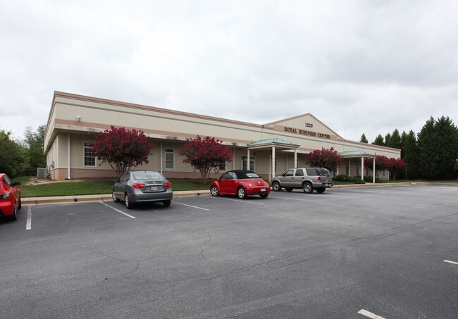 More details for 1229 Royal Dr, Conyers, GA - Office for Sale