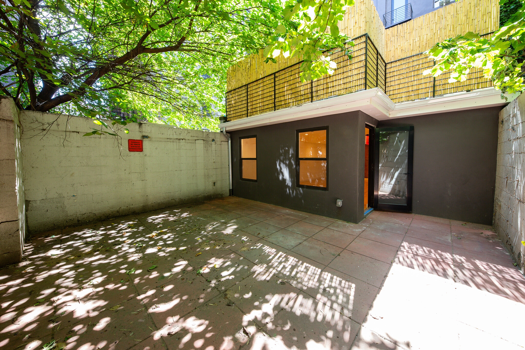 325 E 14th St, New York, NY for lease Building Photo- Image 1 of 4