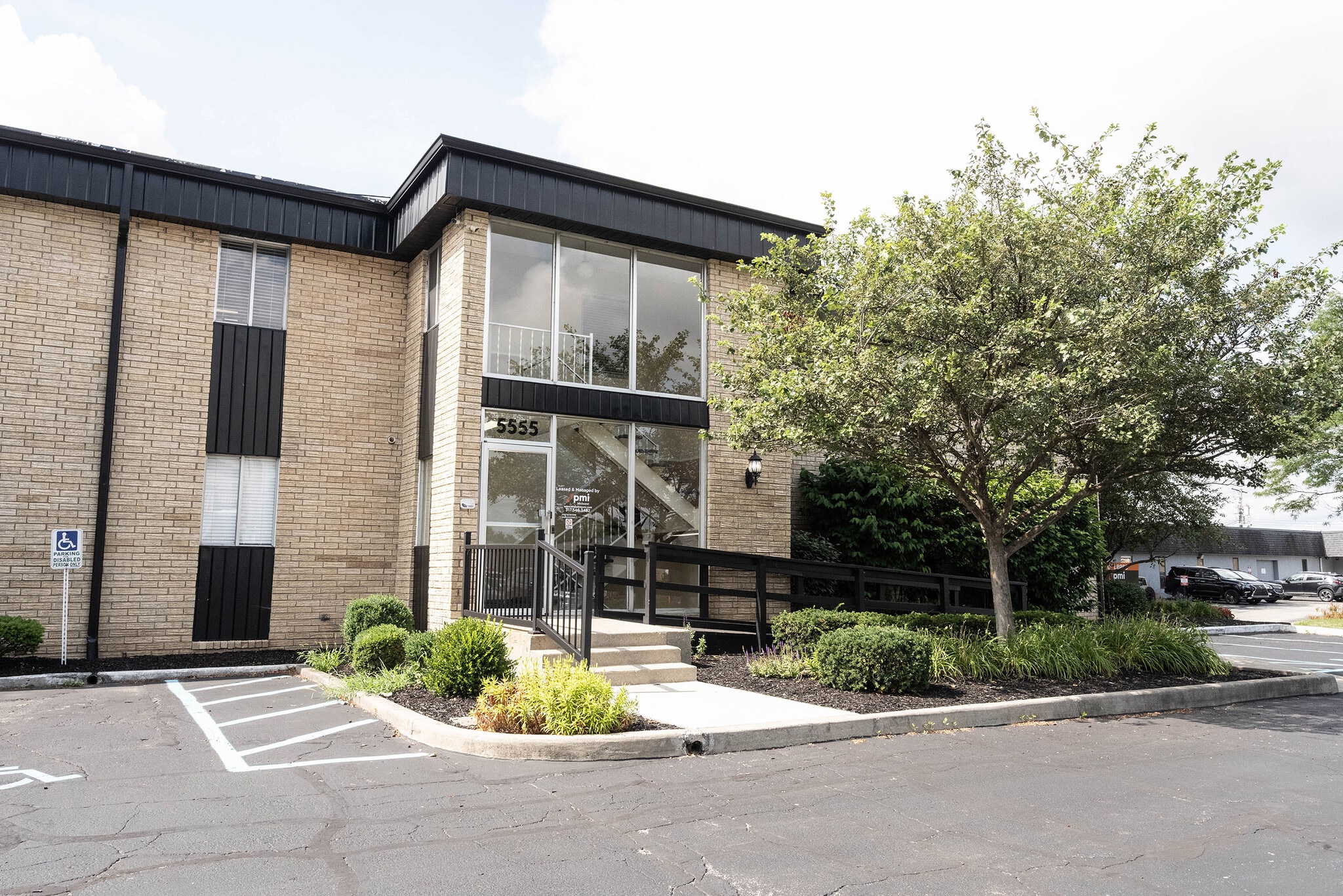 5555 N Tacoma Ave, Indianapolis, IN for lease Building Photo- Image 1 of 12