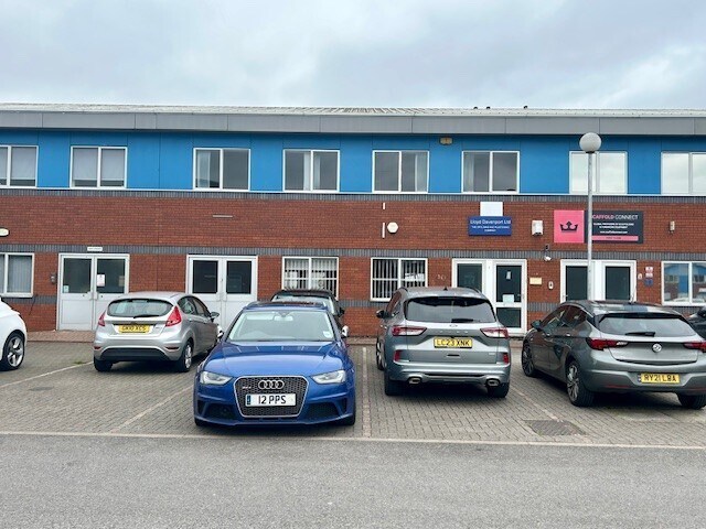 Hambridge Rd, Newbury à vendre - Photo du bâtiment - Image 2 de 7