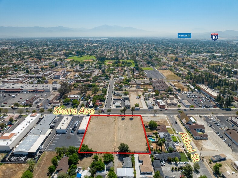 Sierra Ave, Fontana, CA for sale - Building Photo - Image 2 of 6