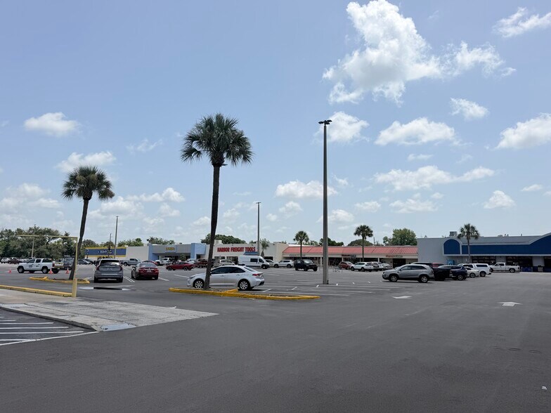 2439 Enterprise Rd, Orange City, FL à vendre - Photo du bâtiment - Image 2 de 12