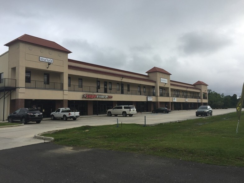 40306 Highway 42, Prairieville, LA à louer - Photo du bâtiment - Image 2 de 15
