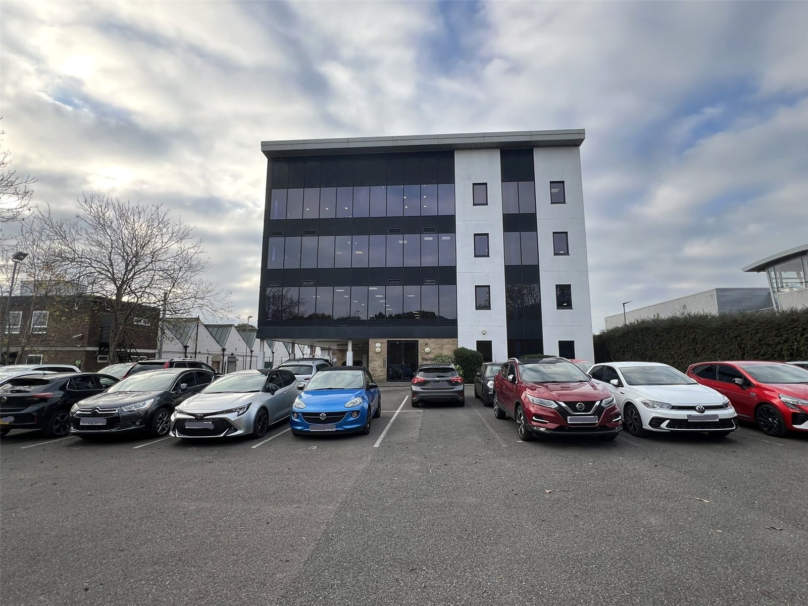 6-7 Claydons Ln, Rayleigh à vendre Photo du bâtiment- Image 1 de 1