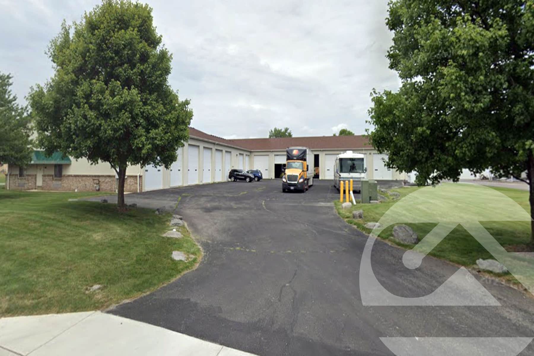 959 Hamilton Dr, Holland, OH for lease Primary Photo- Image 1 of 4