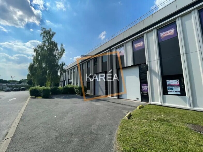 Bureau dans Lognes à louer - Photo du bâtiment - Image 2 de 5