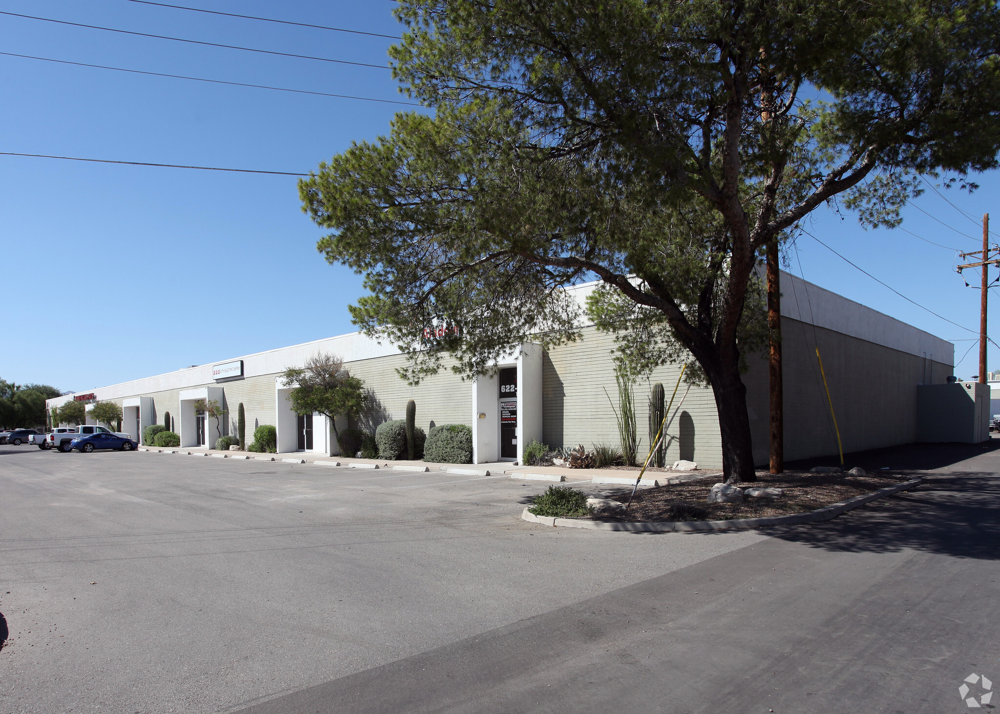 1802 W Grant Rd, Tucson, AZ for sale Primary Photo- Image 1 of 1