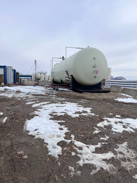 729 Central Av W, Linden, AB à vendre - Photo du bâtiment - Image 2 de 10