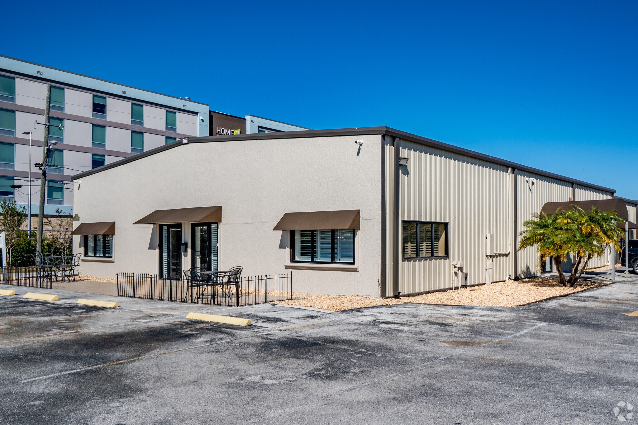 4455 Ulmerton Rd, Clearwater, FL à louer Photo du bâtiment- Image 1 de 21