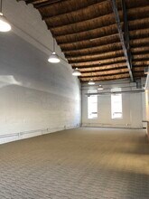 2334 University Ave W, Saint Paul, MN for lease Interior Photo- Image 2 of 3