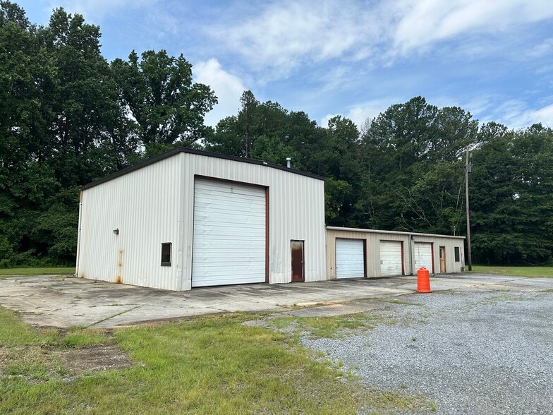 4030 Shirley Dr SW, Atlanta, GA for lease - Building Photo - Image 2 of 4