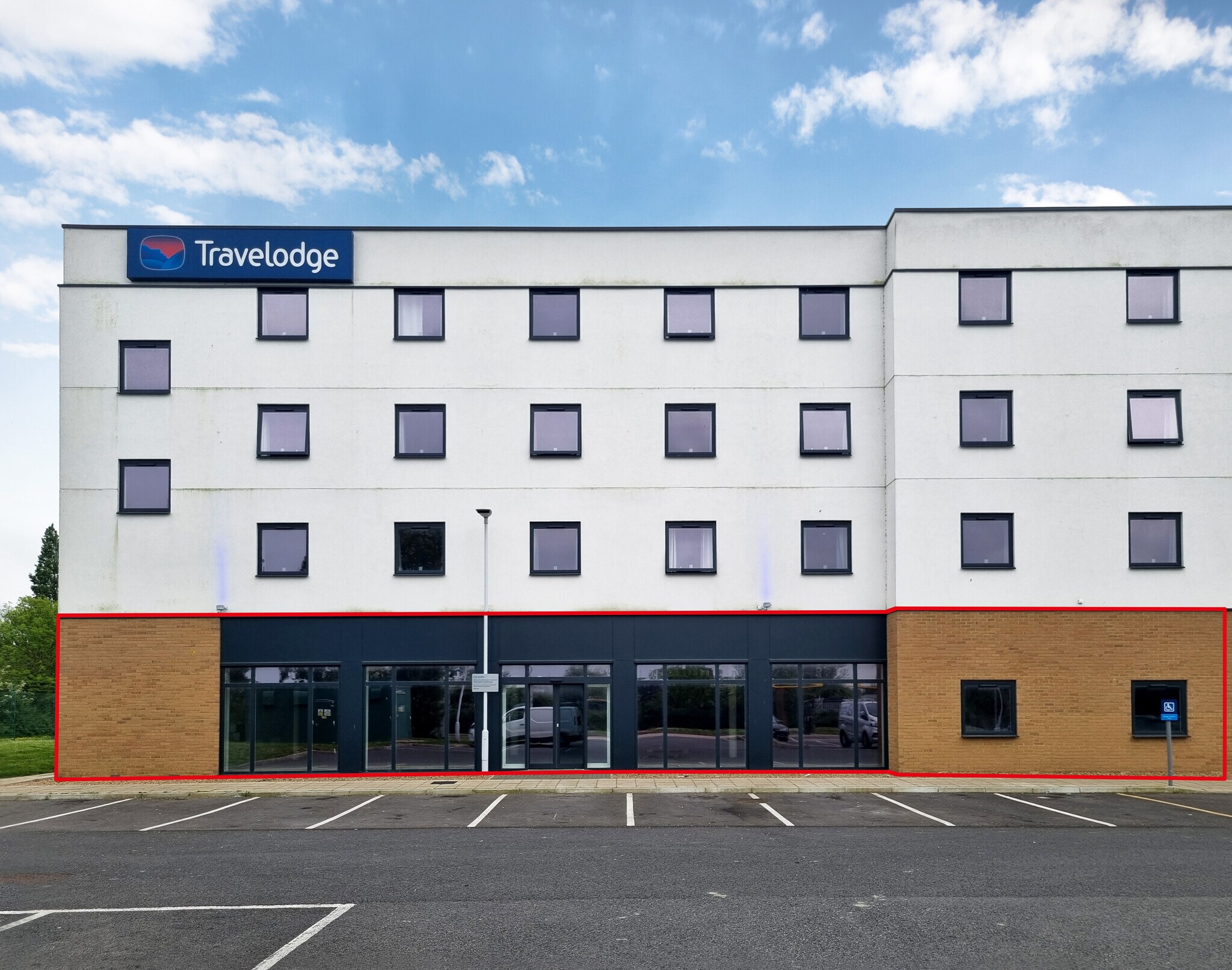 Spitfire Way, Sandwich à louer Photo du bâtiment- Image 1 de 5