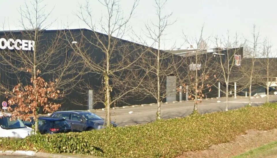 Commerce de détail dans Pessac à louer - Photo du bâtiment - Image 2 de 5